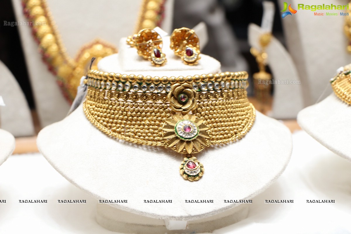 Manepally Jewellers Wedding Collection 2014 Launch