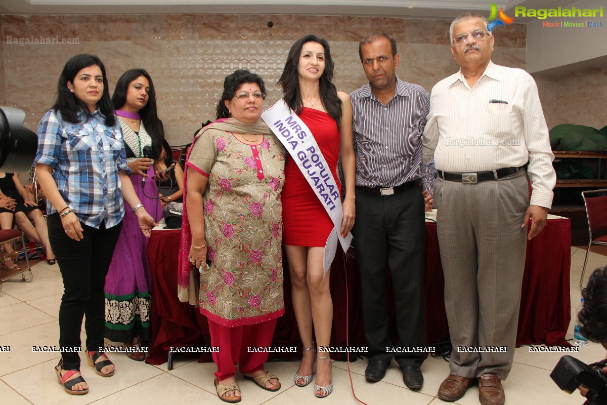 Miss and Mrs Gujarati India Grooming and Ramp Walk Session