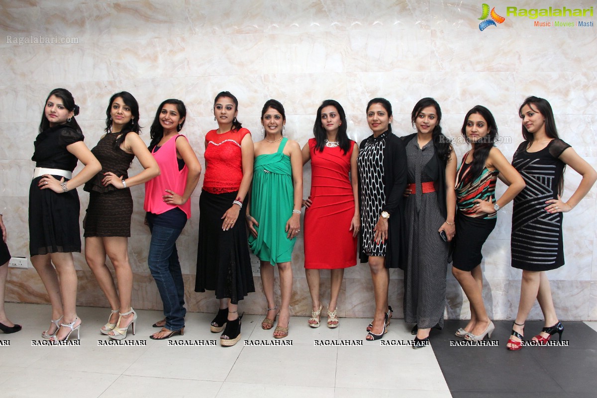 Miss and Mrs Gujarati India Grooming and Ramp Walk Session