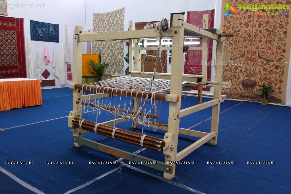 National Handloom Expo (December 2013) at NTR Stadium, Hyderabad