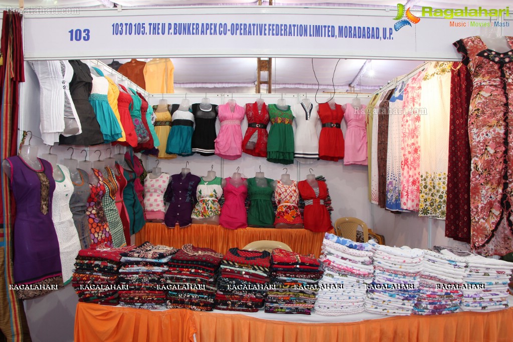National Handloom Expo (December 2013) at NTR Stadium, Hyderabad