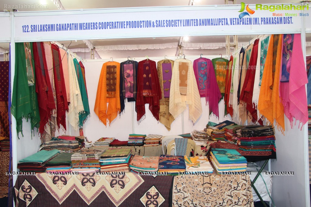 National Handloom Expo (December 2013) at NTR Stadium, Hyderabad