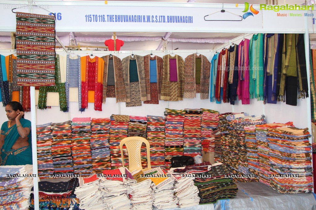 National Handloom Expo (December 2013) at NTR Stadium, Hyderabad