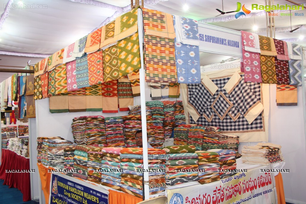 National Handloom Expo (December 2013) at NTR Stadium, Hyderabad