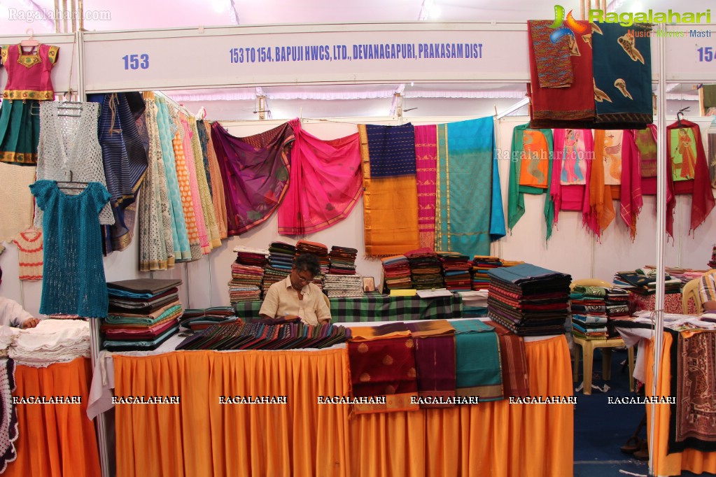 National Handloom Expo (December 2013) at NTR Stadium, Hyderabad