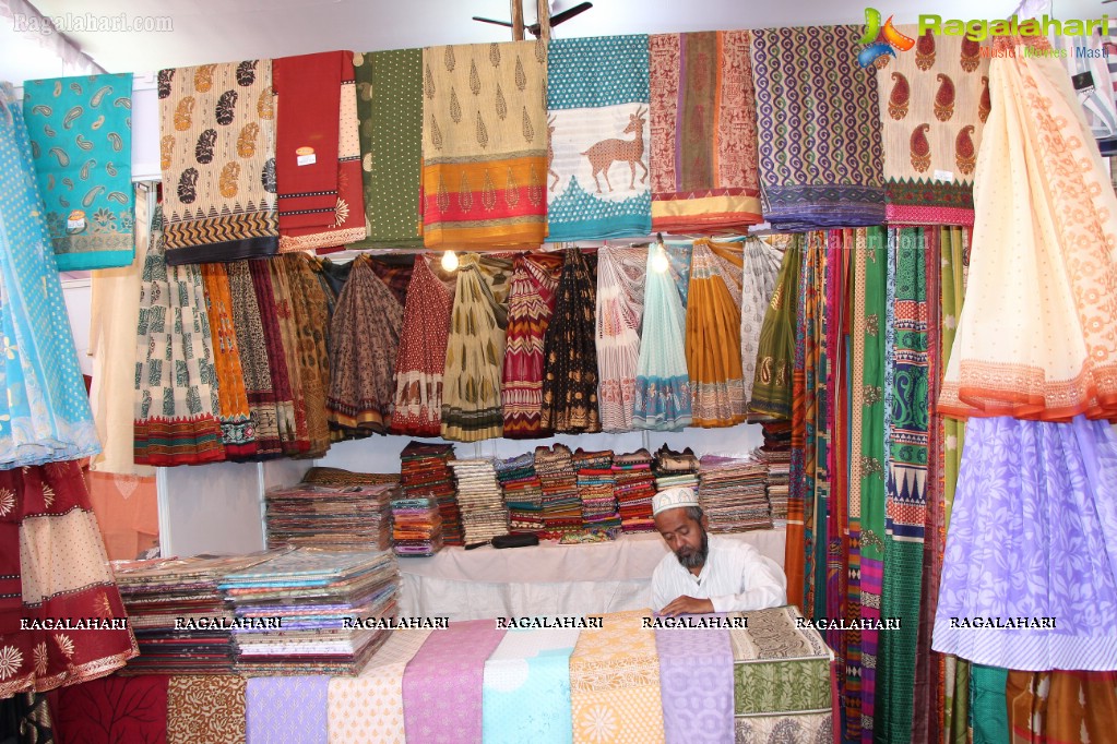 National Handloom Expo (December 2013) at NTR Stadium, Hyderabad