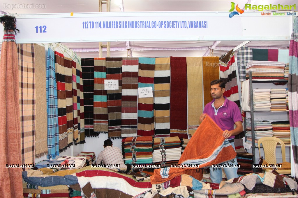 National Handloom Expo (December 2013) at NTR Stadium, Hyderabad