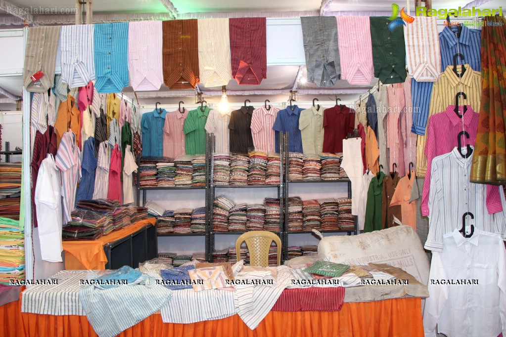 National Handloom Expo (December 2013) at NTR Stadium, Hyderabad