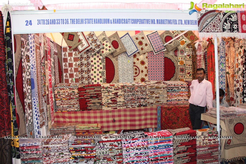 National Handloom Expo (December 2013) at NTR Stadium, Hyderabad