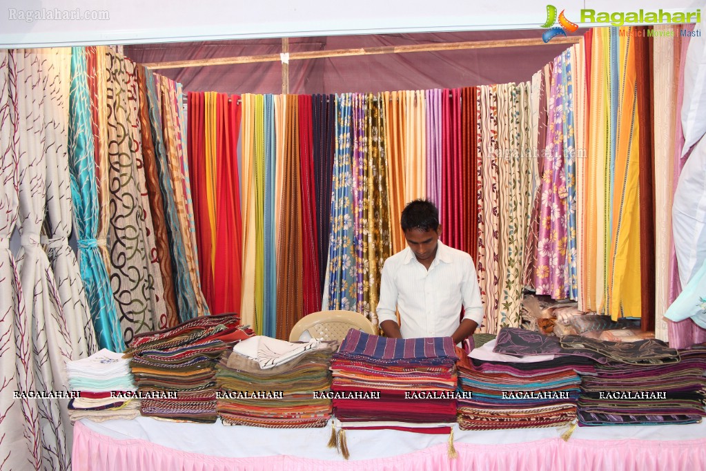 National Handloom Expo (December 2013) at NTR Stadium, Hyderabad