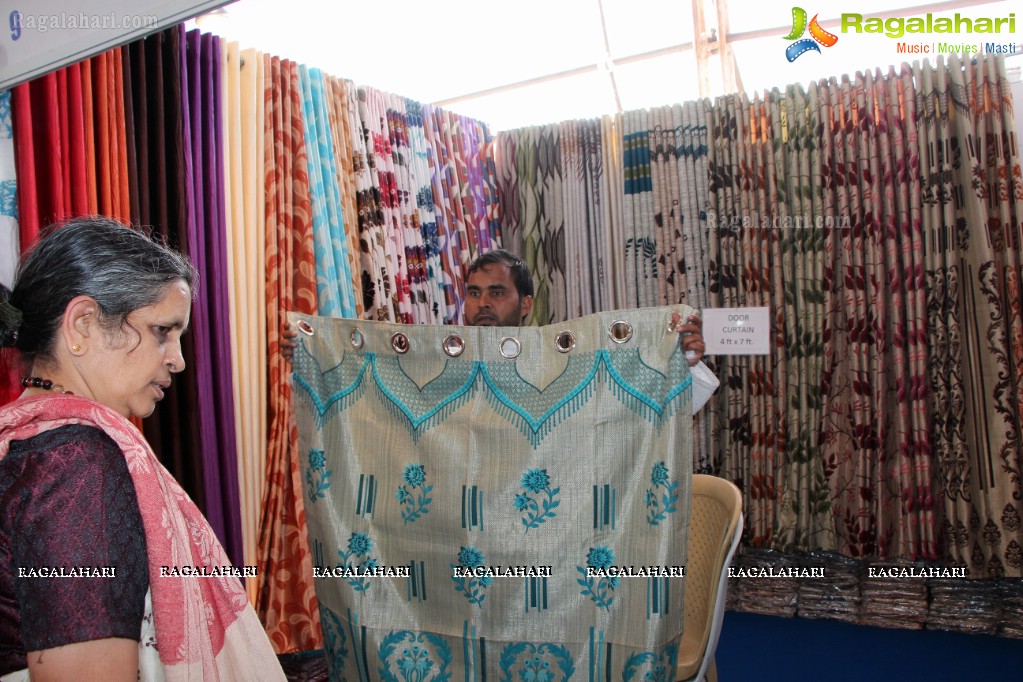 National Handloom Expo (December 2013) at NTR Stadium, Hyderabad