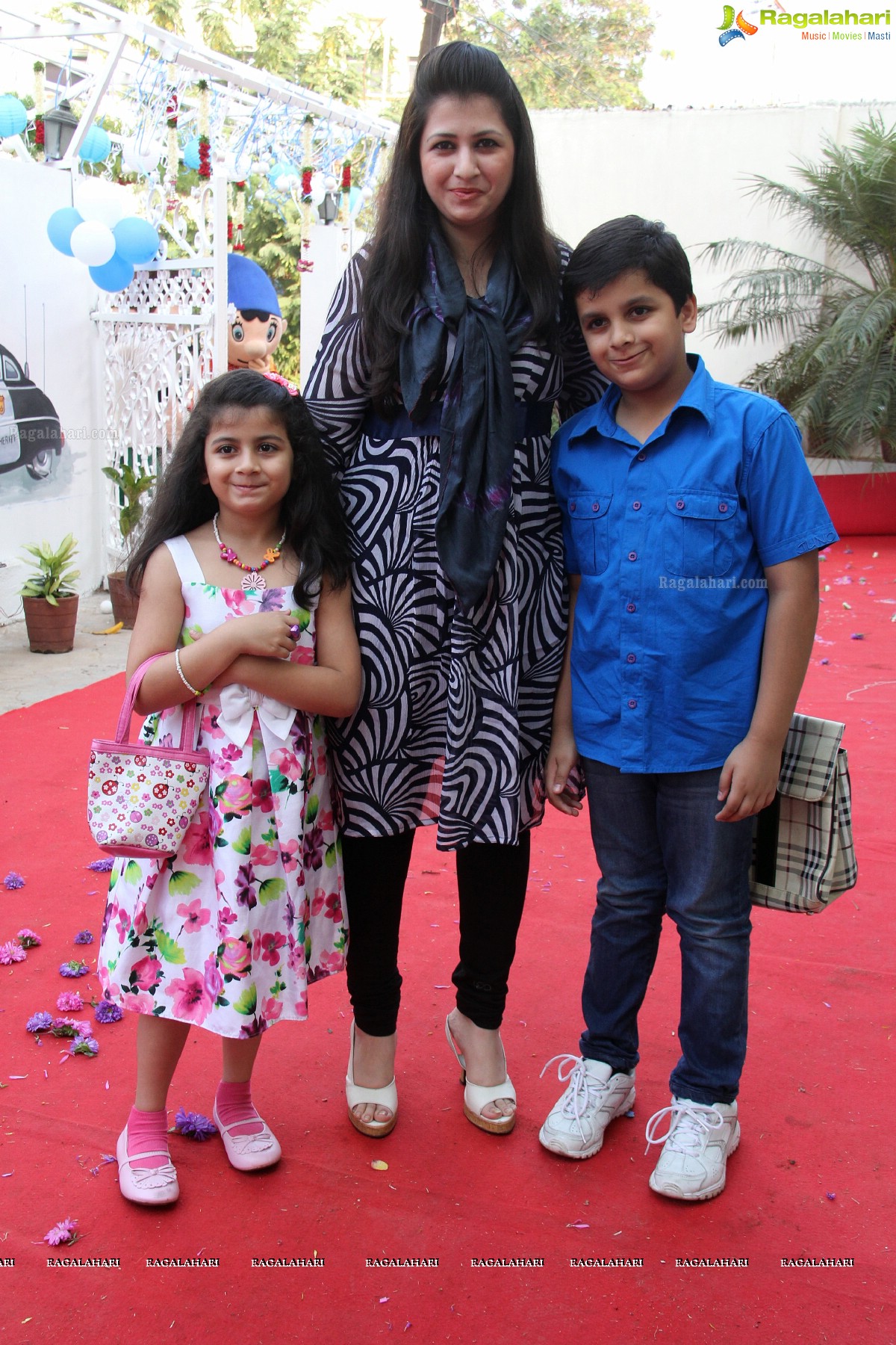 Shilpa Reddy inaugurates Party Town, Hyderabad