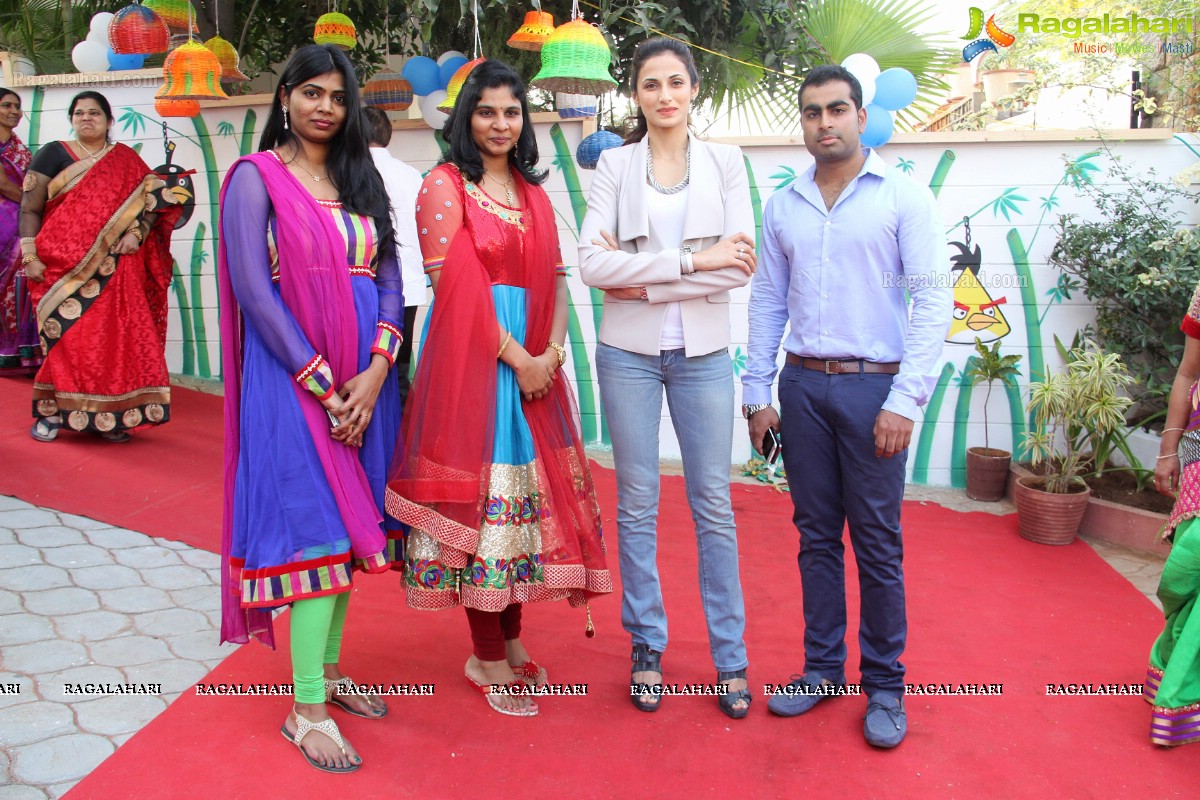 Shilpa Reddy inaugurates Party Town, Hyderabad