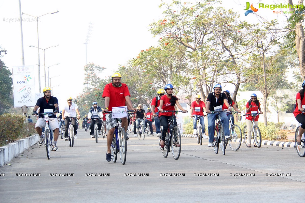 Republic Day Ride 2014 by The Atlanta Foundation, Hyderabad