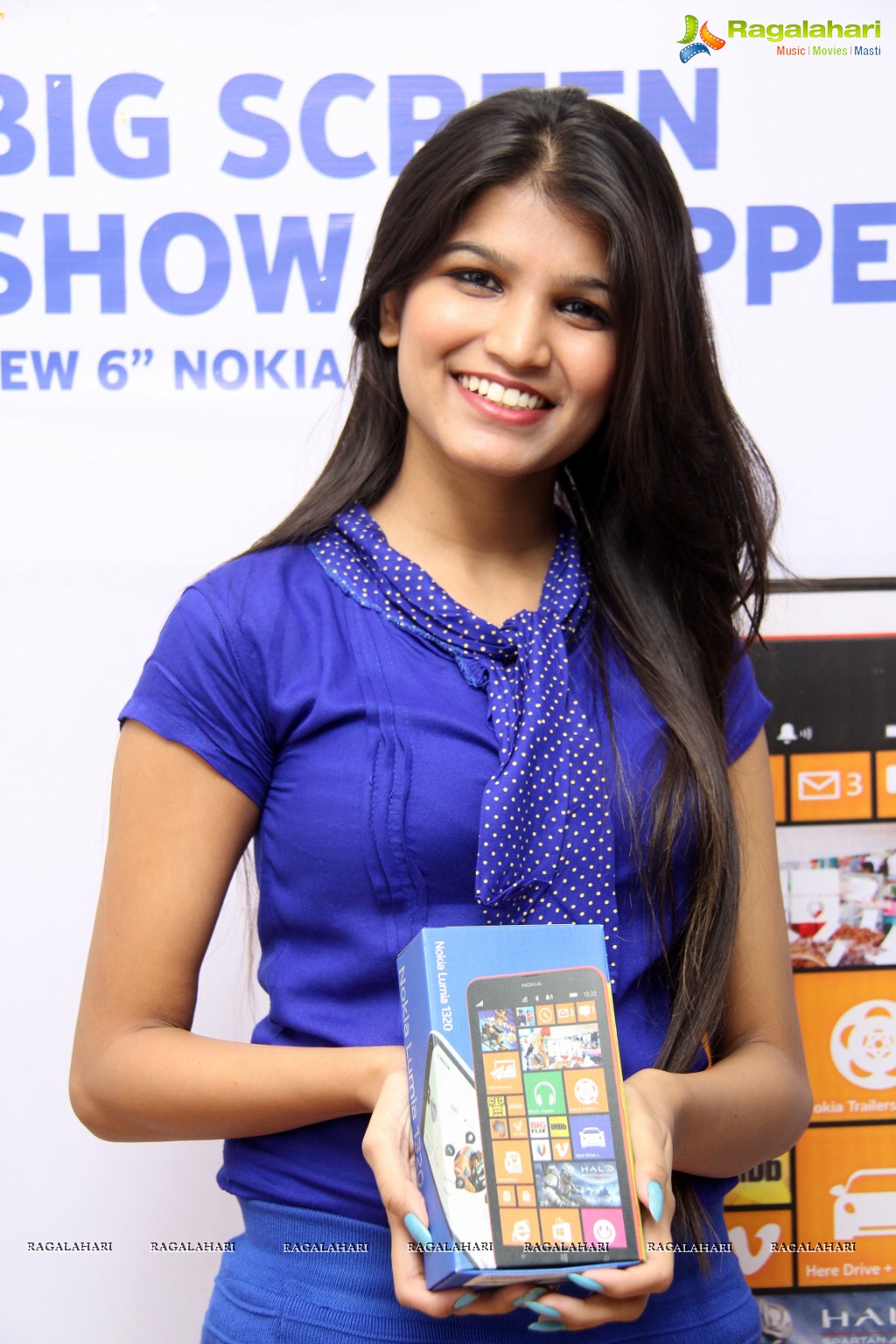 Samantha Launches Nokia Lumia 1320