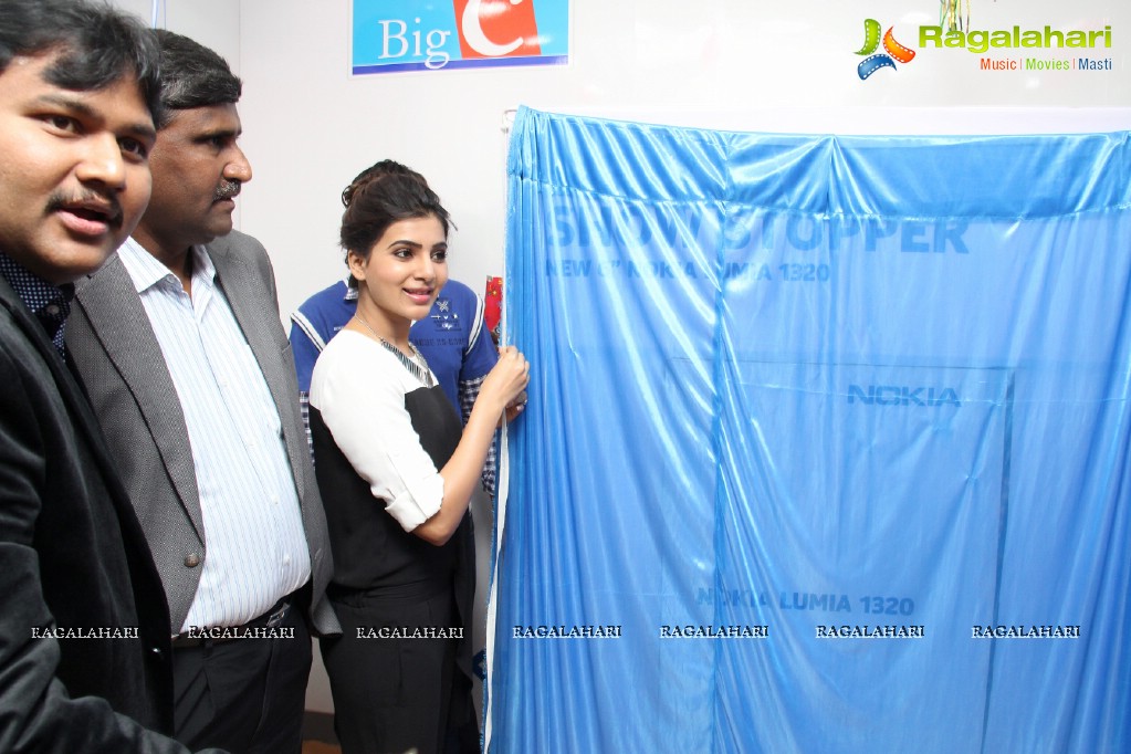 Samantha Launches Nokia Lumia 1320