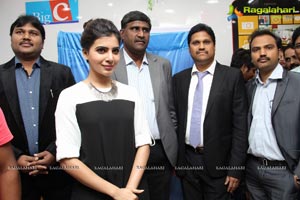 Samantha Launches Nokia Lumia 1320 in Hyderabad