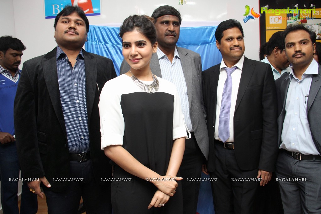 Samantha Launches Nokia Lumia 1320