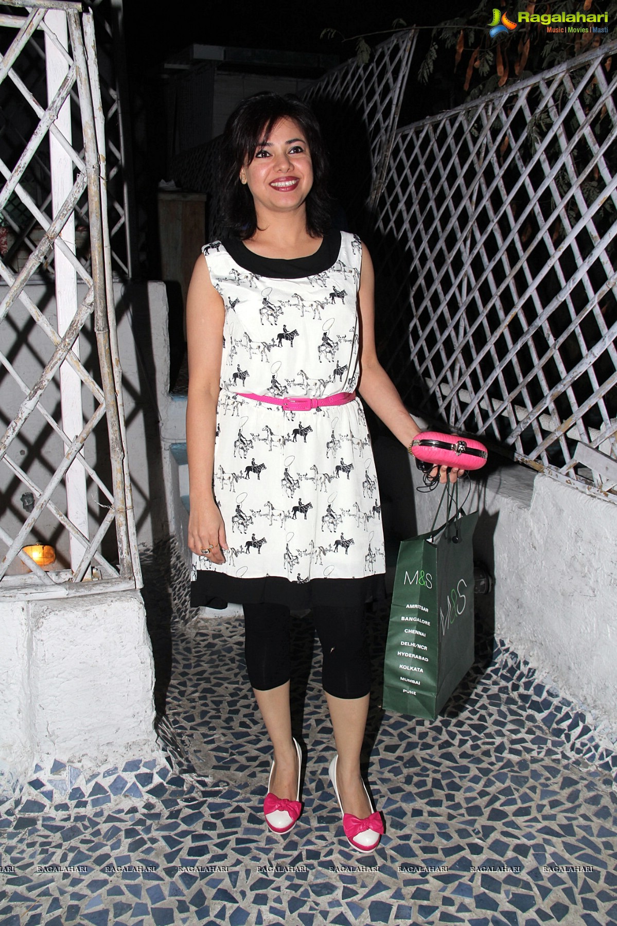 Sashi Nahata's Birthday Bash 2014 at Olive Bistro, Hyderabad