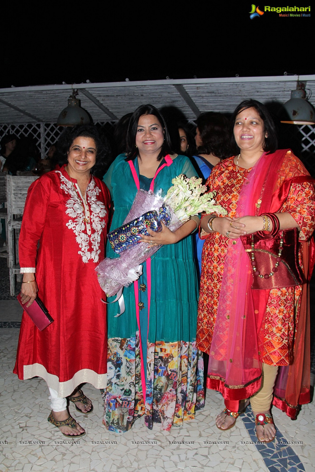 Sashi Nahata's Birthday Bash 2014 at Olive Bistro, Hyderabad