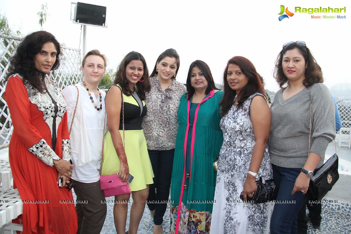 Sashi Nahata's Birthday Bash 2014 at Olive Bistro, Hyderabad