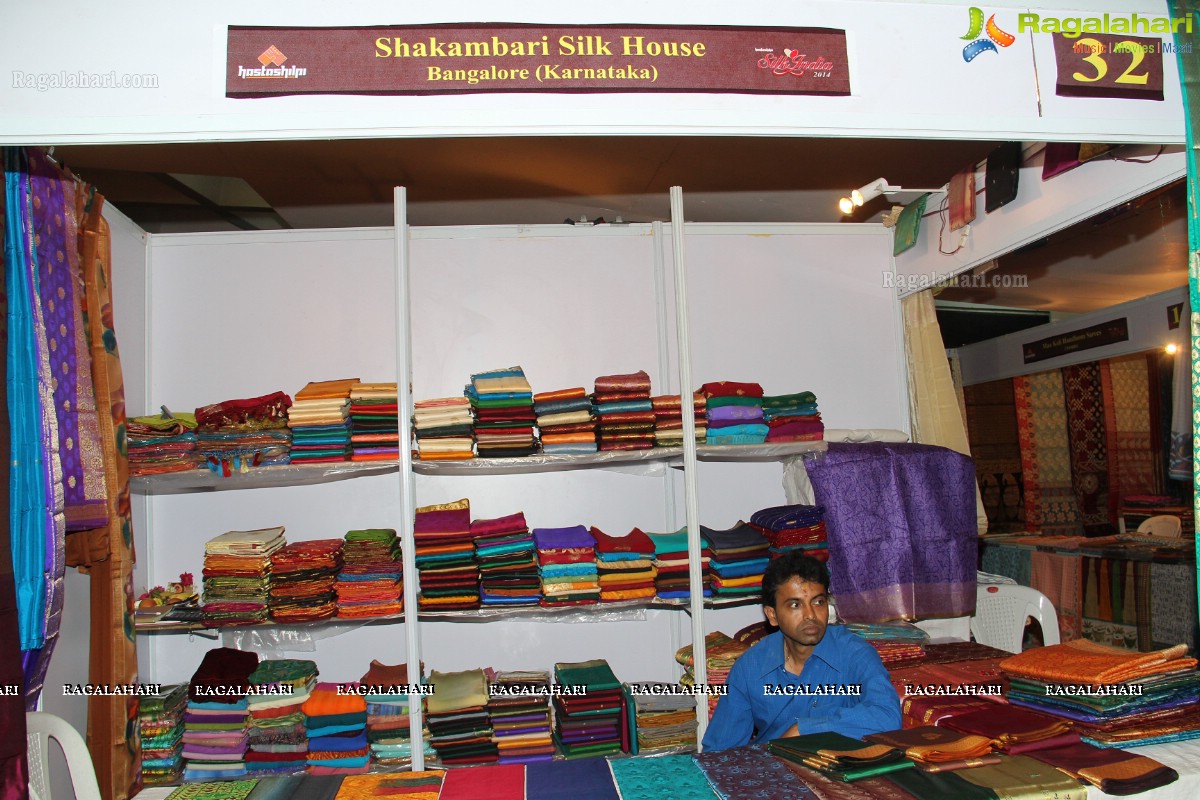 Silk India Expo 2014 at Sri Sathya Sai Nigamagamam, Hyderabad