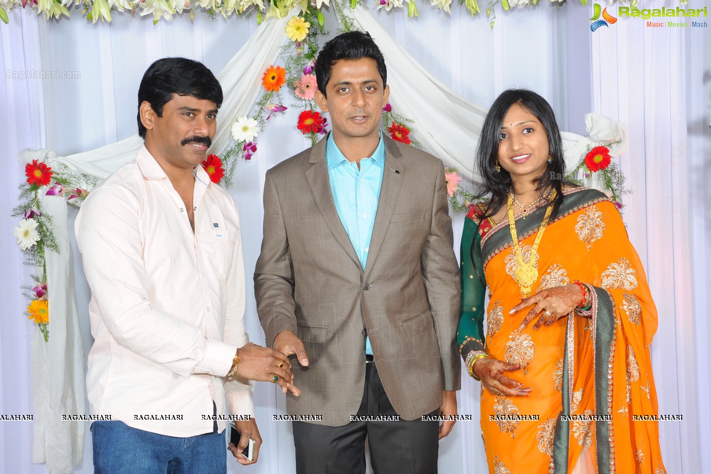 Singer Dinker Kalvala Wedding Reception