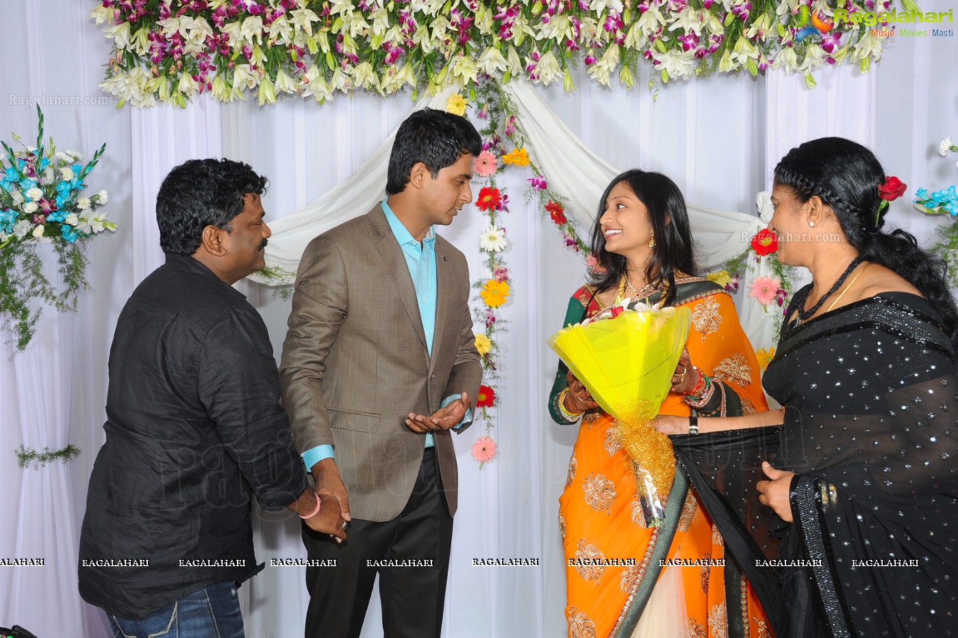 Singer Dinker Kalvala Wedding Reception