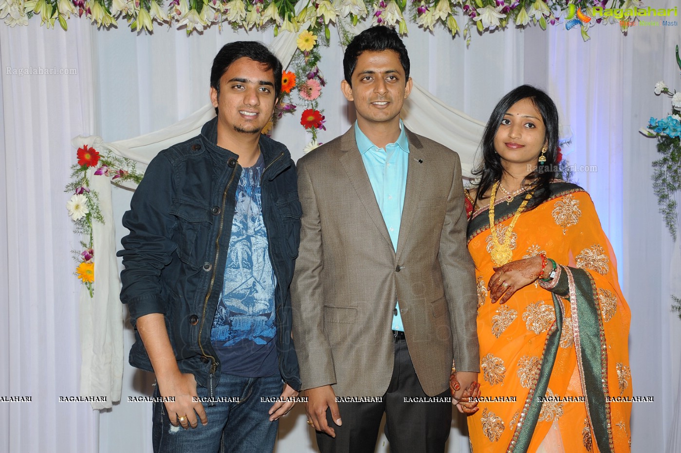 Singer Dinker Kalvala Wedding Reception