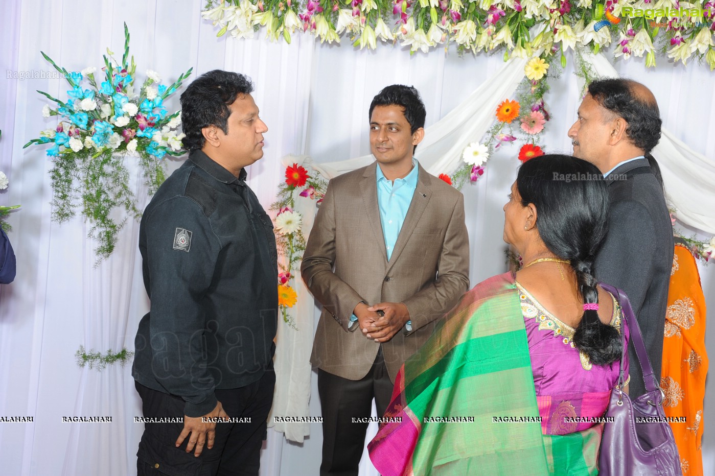 Singer Dinker Kalvala Wedding Reception