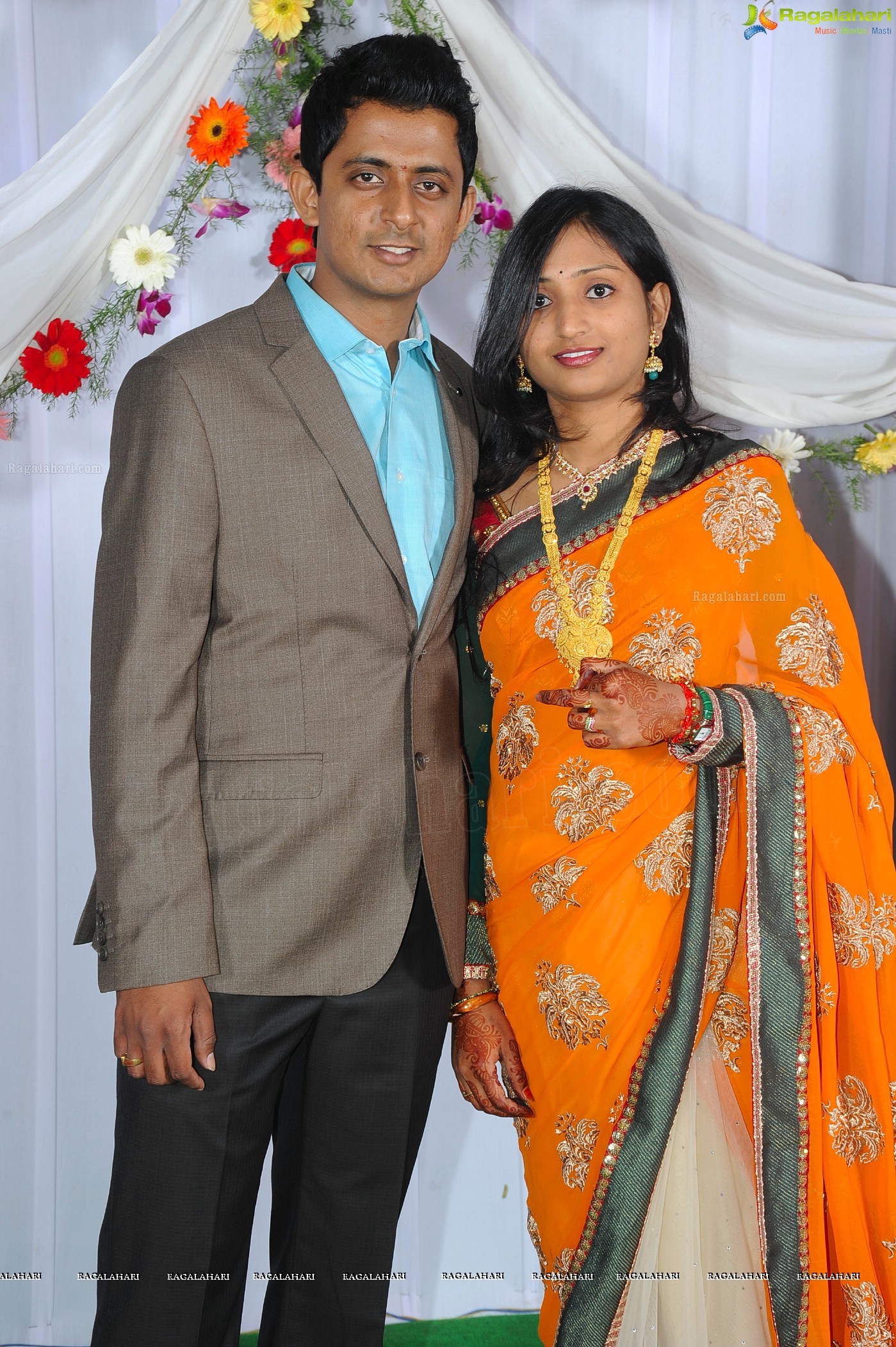 Singer Dinker Kalvala Wedding Reception