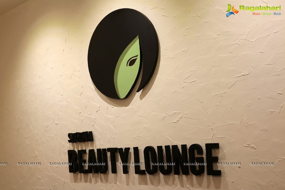 Pinky Reddy inaugurates Suguna Beauty Lounge, Hyderabad