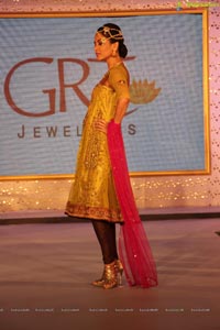 The Hindu Bridal Mantra 2014