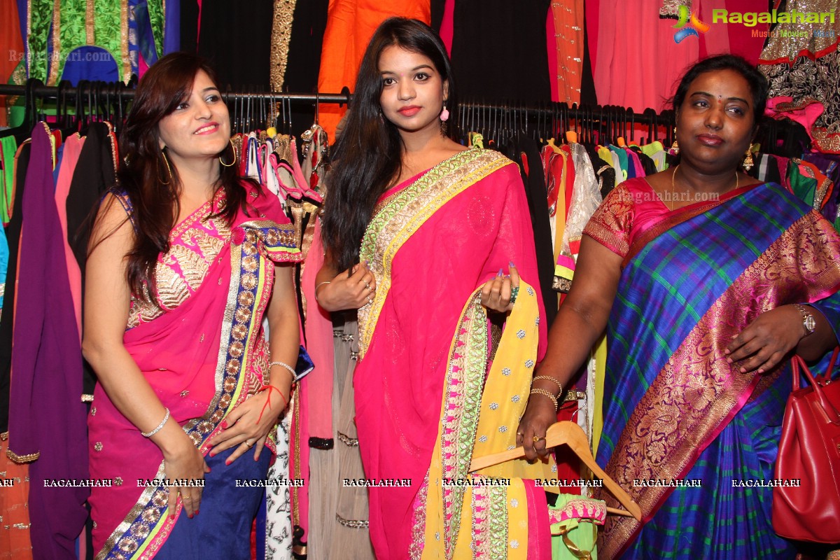 Bhavya Sri inaugurates Trendz Lifestyle Expo (Jan. 2014), Hyderabad