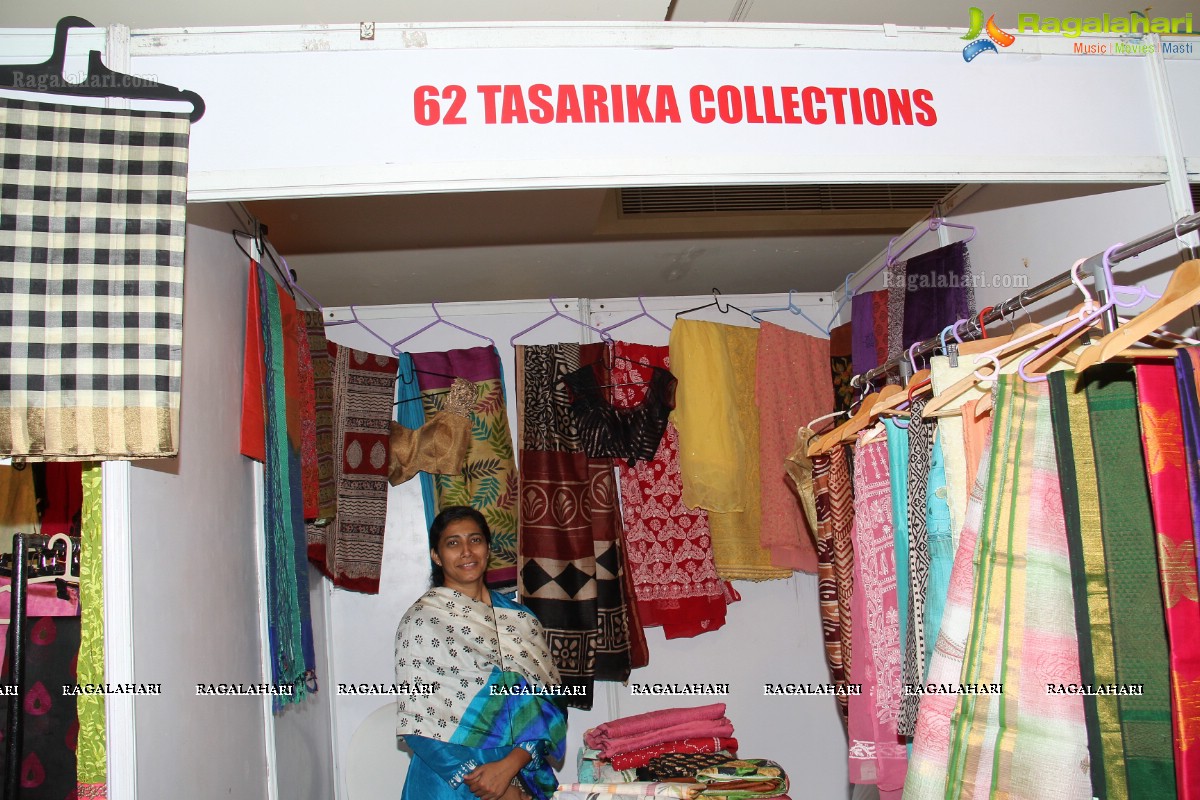 Bhavya Sri inaugurates Trendz Lifestyle Expo (Jan. 2014), Hyderabad