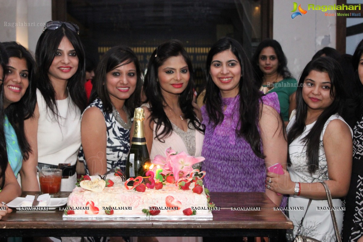 Trushna Tibrewala's Grand Birthday Bash at Over The Moon