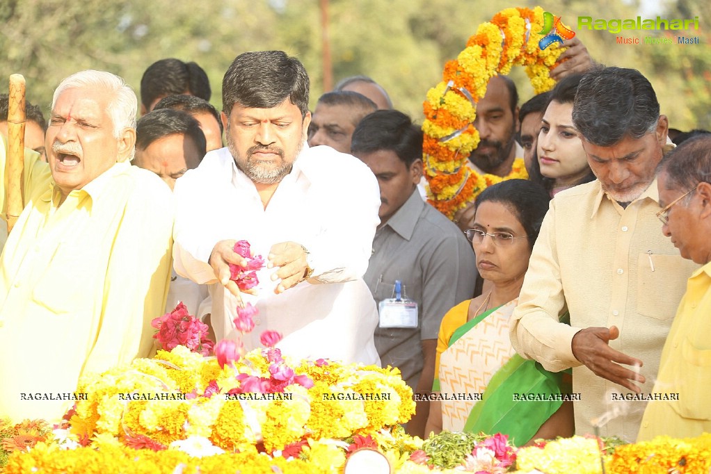 Nara Chandrababu Naidu Family at NTR Ghat