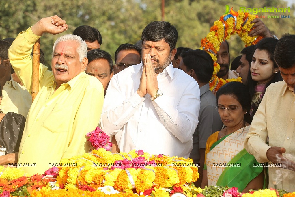 Nara Chandrababu Naidu Family at NTR Ghat