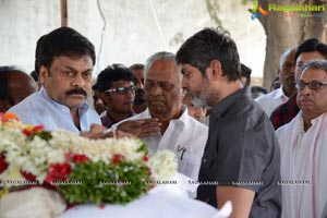 Jagapathi Babu's Father Death