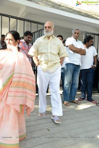 Jagapathi Babu's Father Death