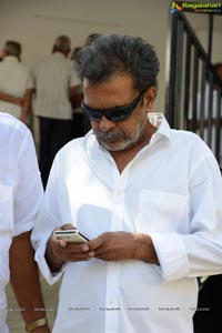 Jagapathi Babu's Father Death