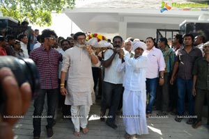 Jagapathi Babu's Father Death