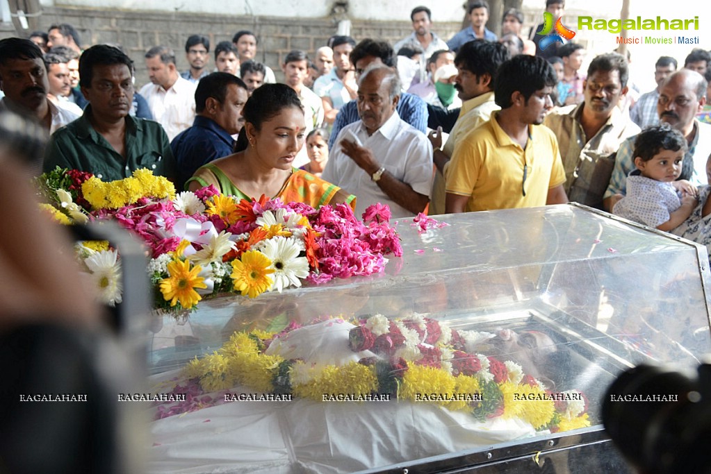 Celebrities pay homage to MS Narayana (Set 2)