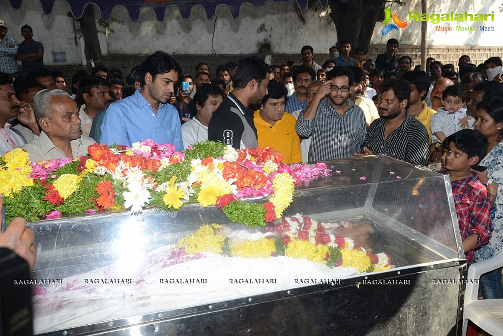 Celebrities pay homage to MS Narayana (Set 2)