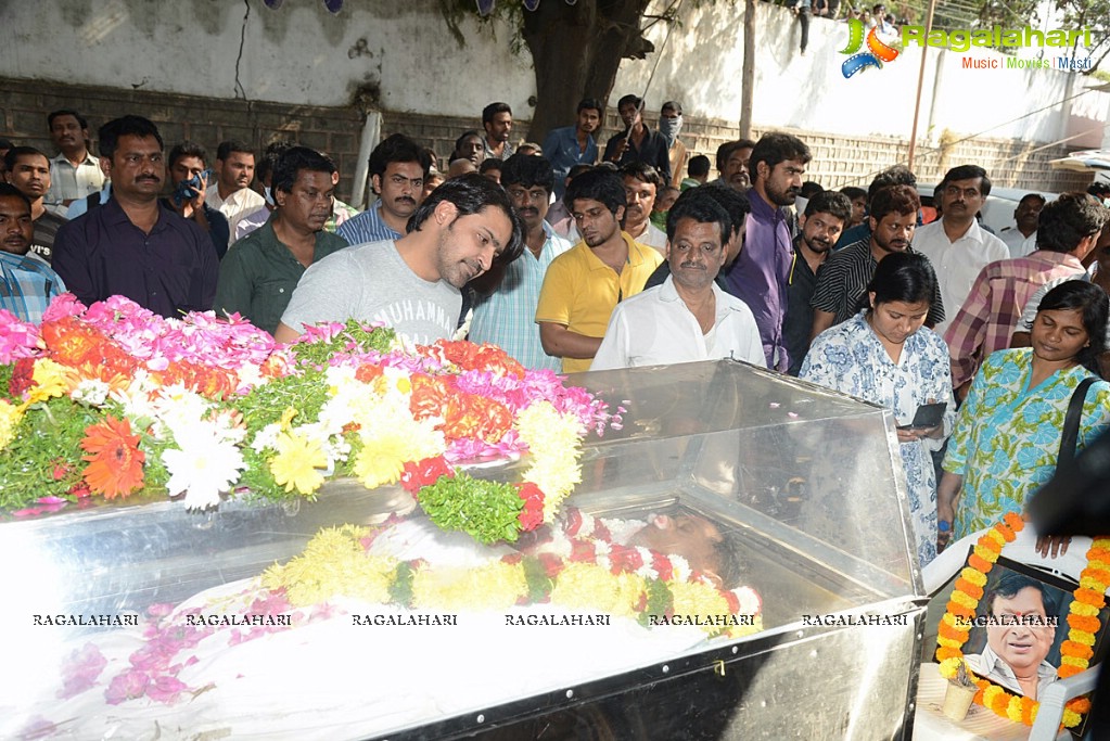 Celebrities pay homage to MS Narayana (Set 2)