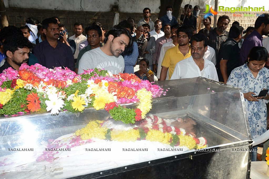 Celebrities pay homage to MS Narayana (Set 2)