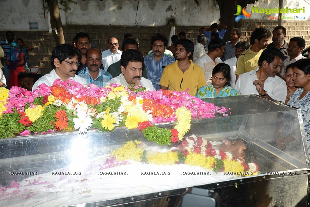 Celebrities pay homage to MS Narayana (Set 2)