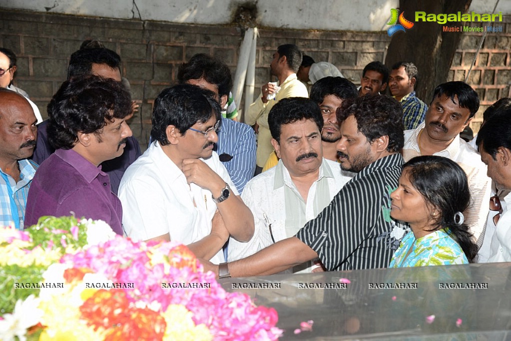 Celebrities pay homage to MS Narayana (Set 2)