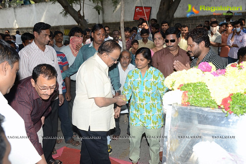 Celebrities pay homage to MS Narayana (Set 2)