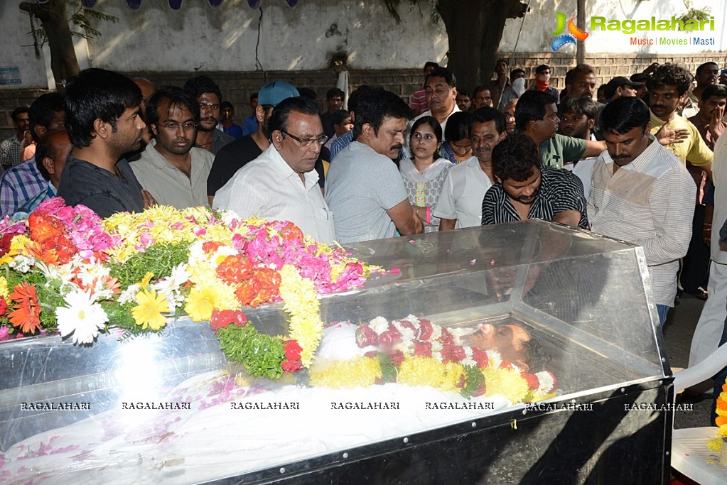 Celebrities pay homage to MS Narayana (Set 2)